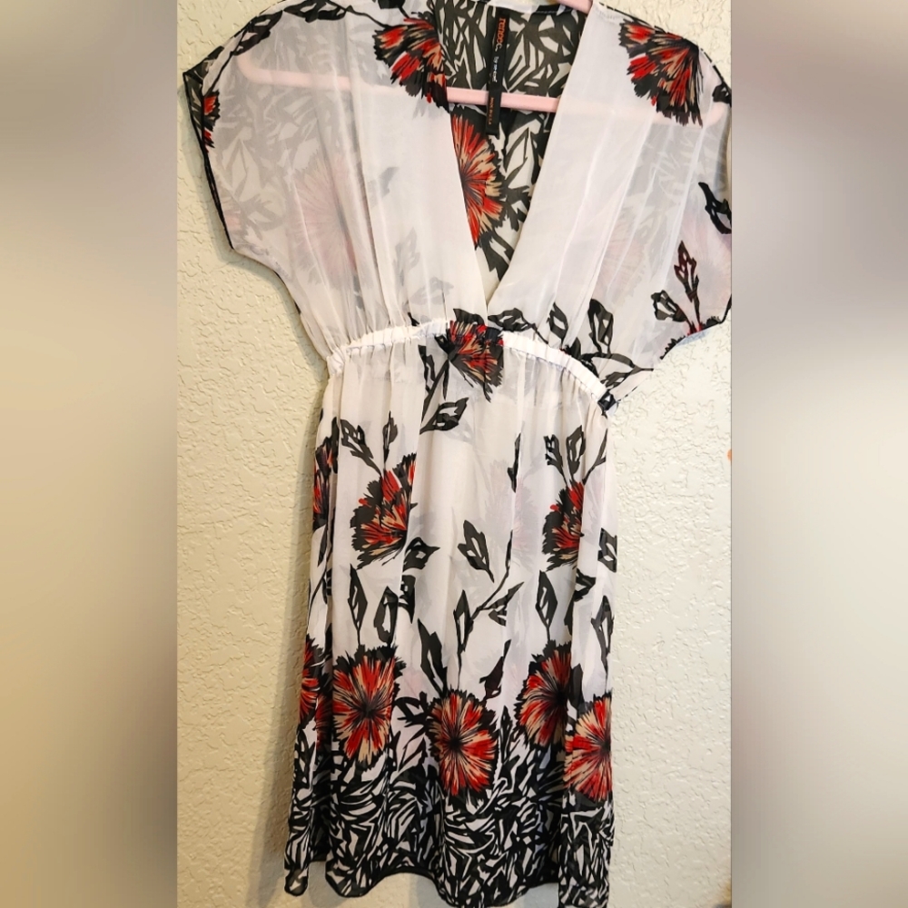 Sheer tunic Medium